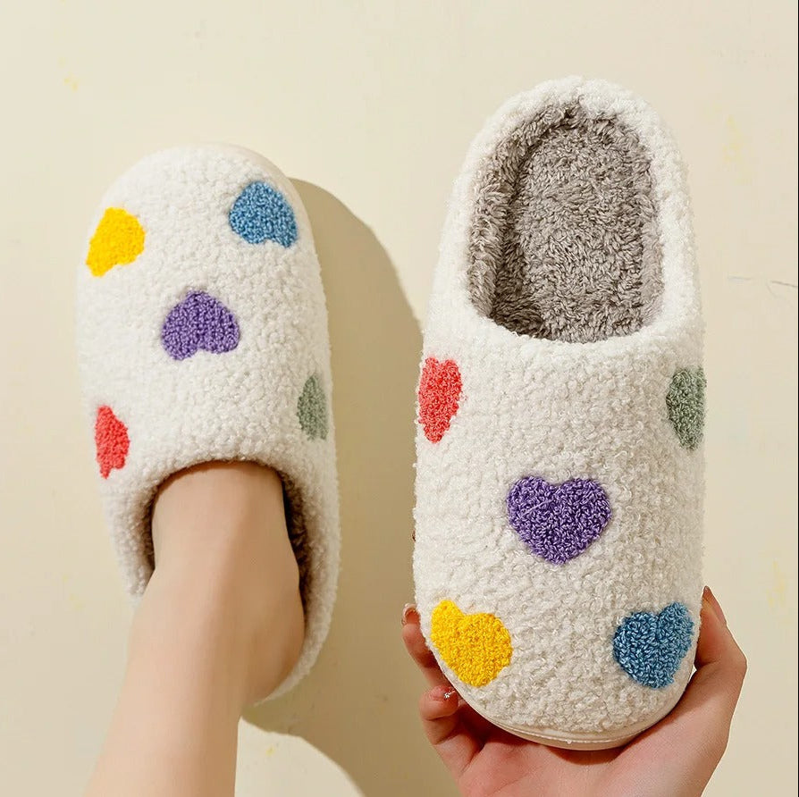 Women’s Heart Pattern Slippers – Soft Cozy Indoor Shoes