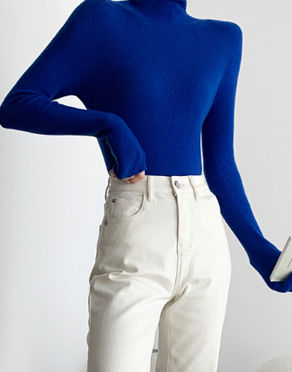 Women’s Slim Fit Knit Sweater
