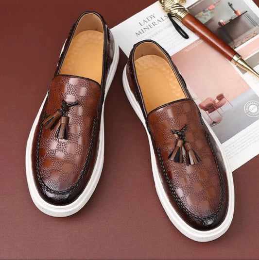 Men’s Embossed Leather Tassel Loafers – Classic Luxury Style