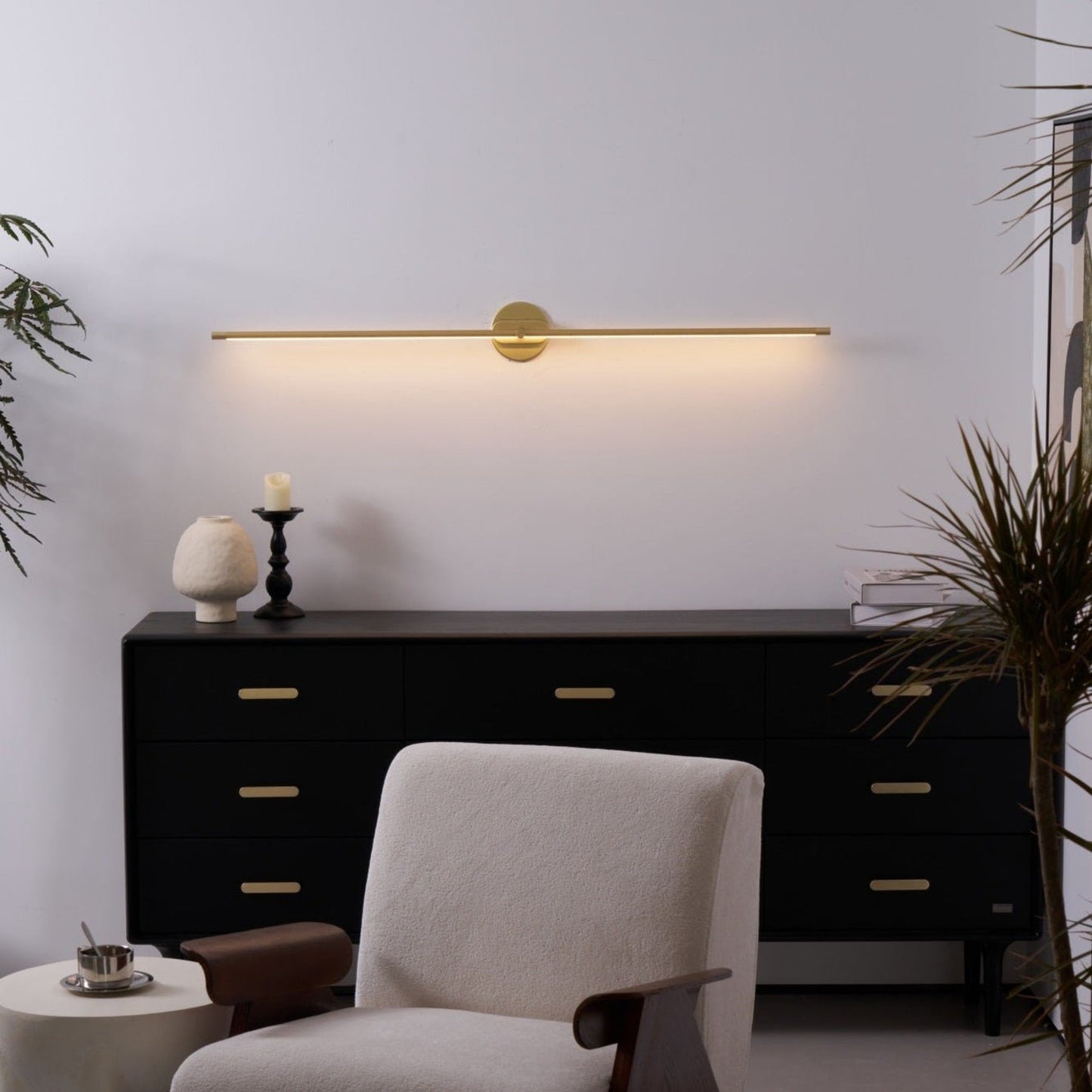 Modern Linear LED Wall Light