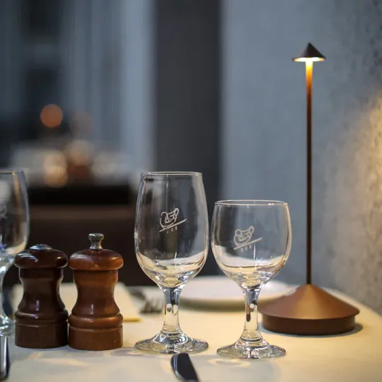 Slim Modern Wireless LED Table Lamp