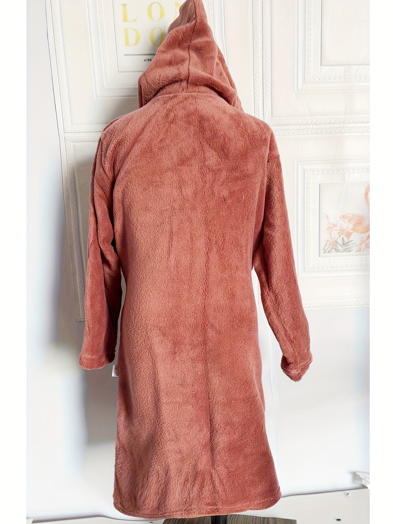 Kids Hooded Fleece Robe – Soft Warm Bathrobe for Boys & Girls