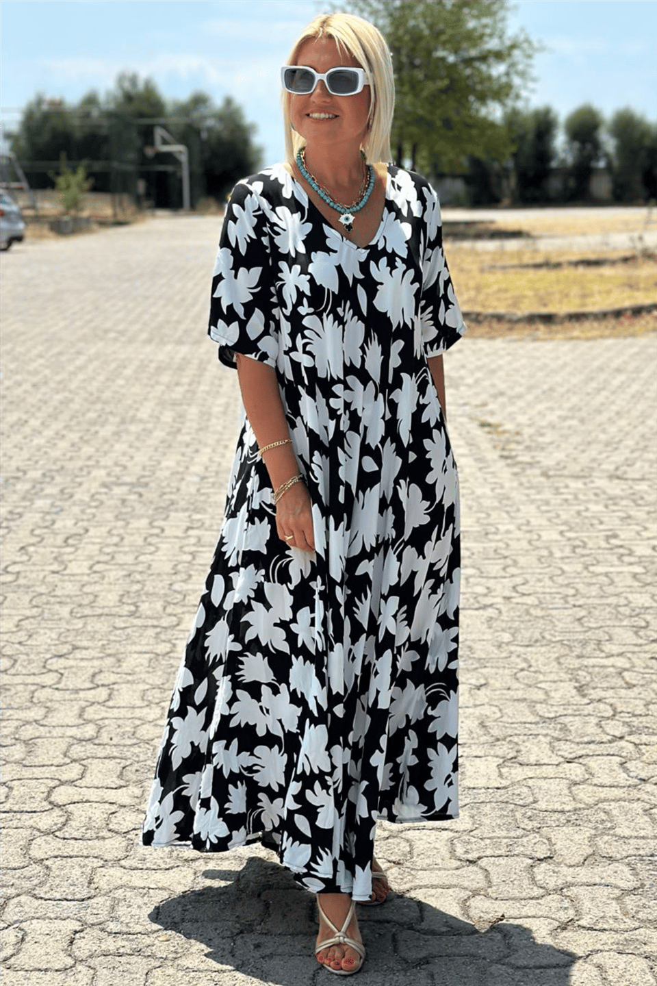 Dolce Vita - Maxi Dress - Floral Print & Sunny Feminine Style