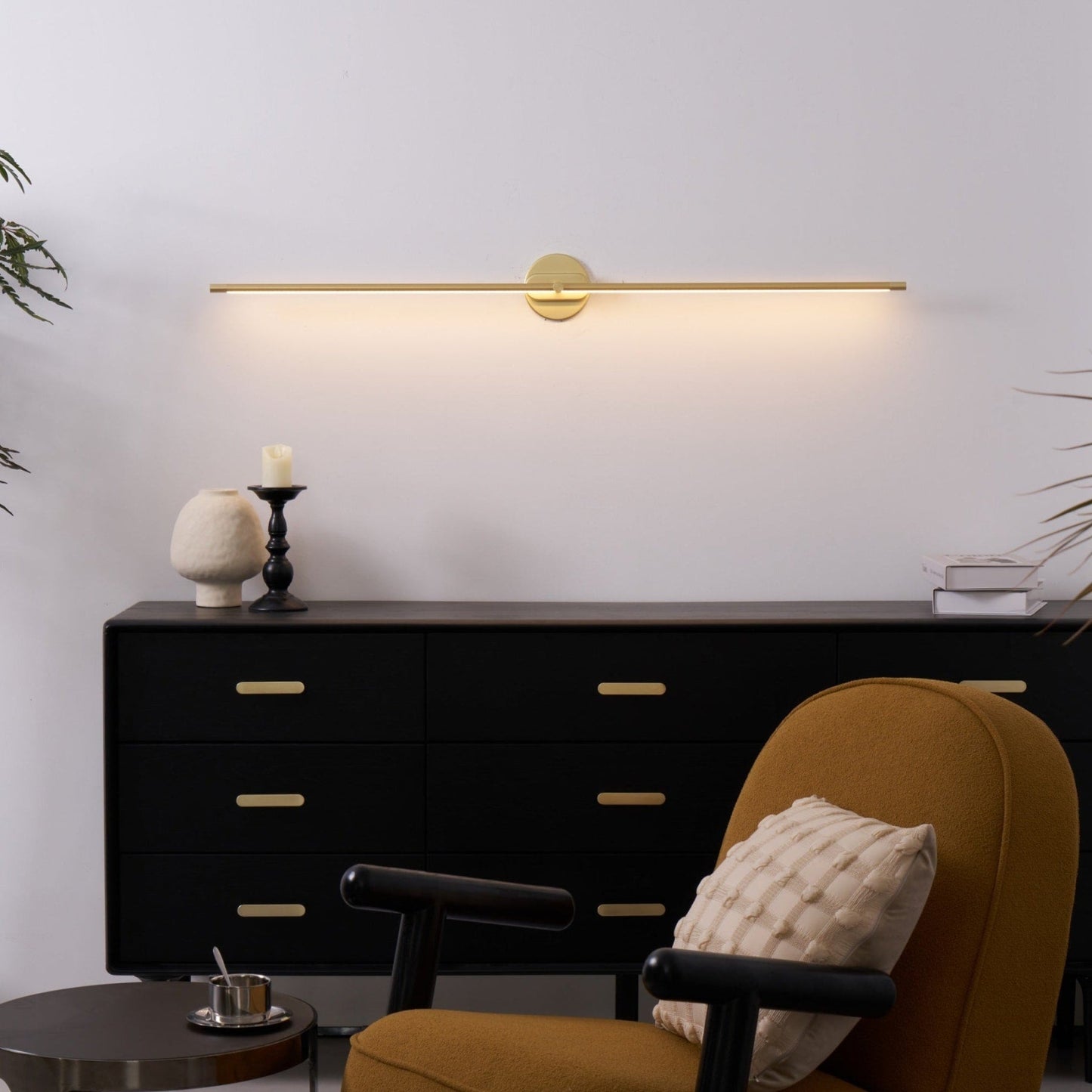 Modern Linear LED Wall Light