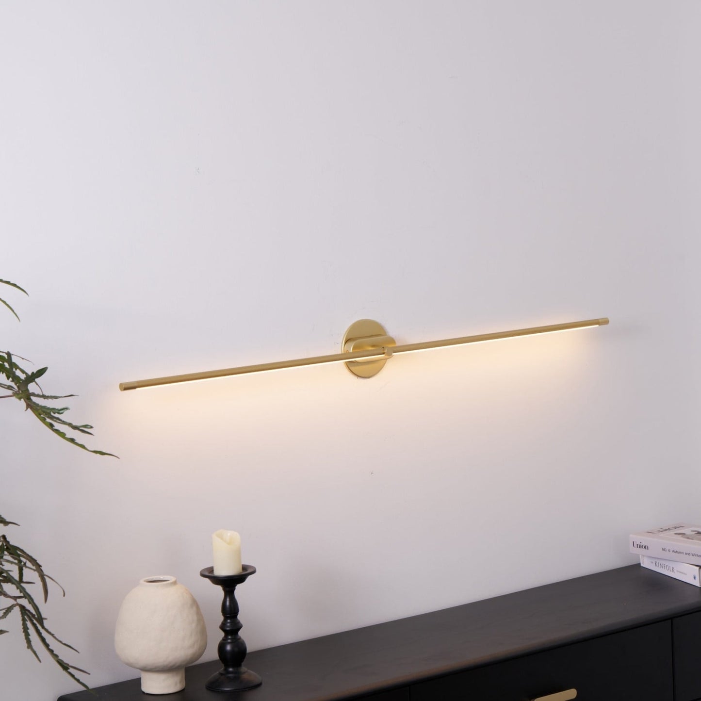Modern Linear LED Wall Light