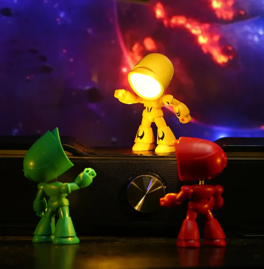 Robot LED Table Lamp – Cute Warm Light Desk Lamp