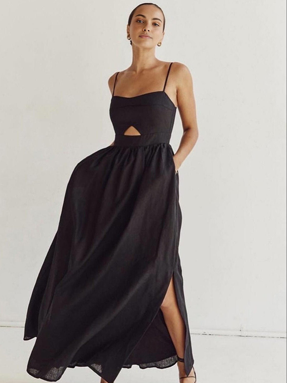 Women’s Linen Maxi Dress with Spaghetti Straps