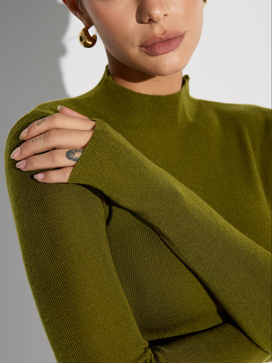 Women’s Slim Fit Knit Sweater