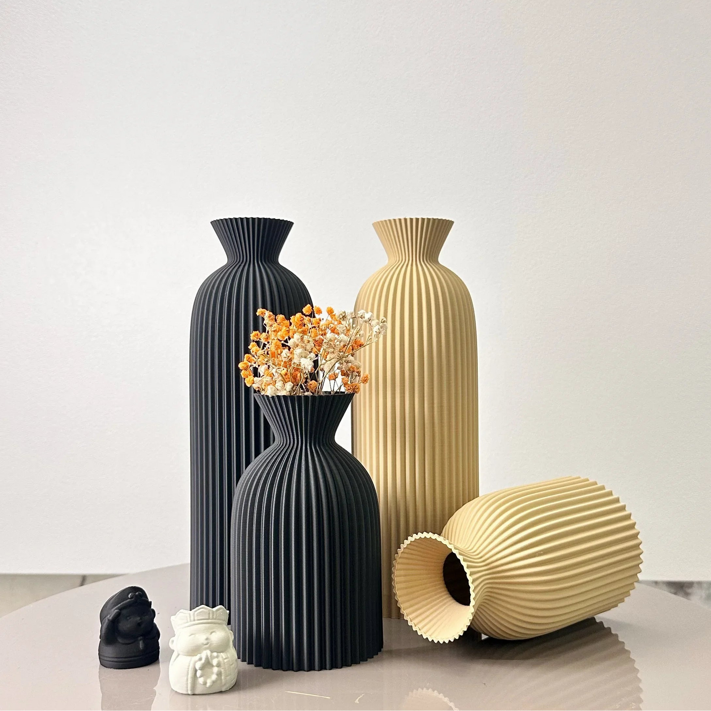 Minimalist Striped Vase Set – Modern Decorative Vases for Home Styling