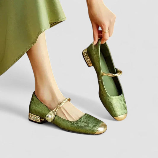 Women’s Comfort Buckle Sandals