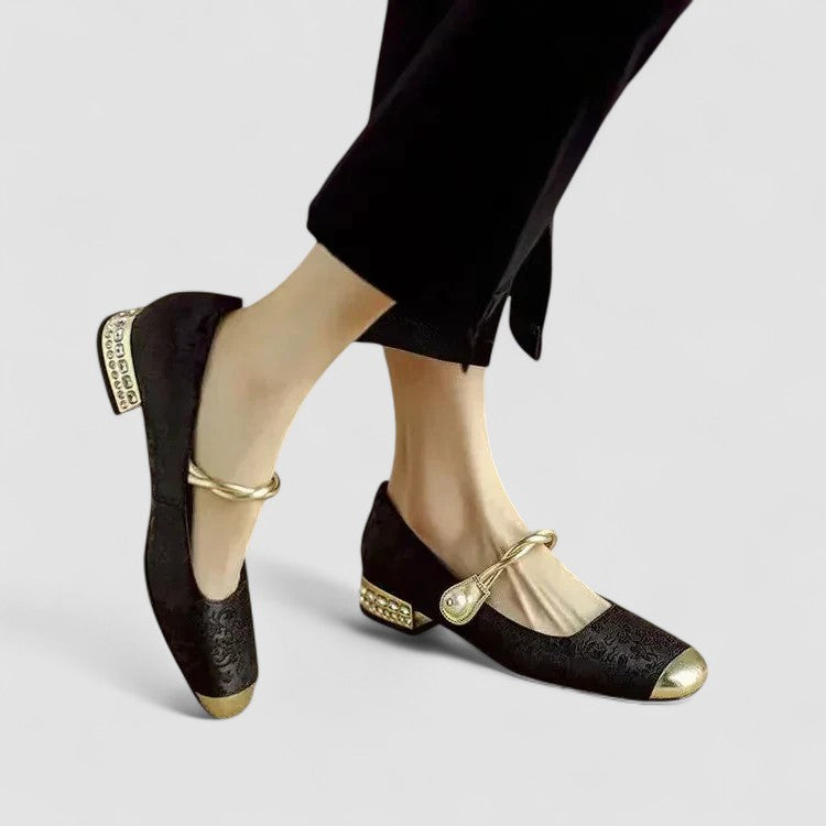 Women’s Comfort Buckle Sandals