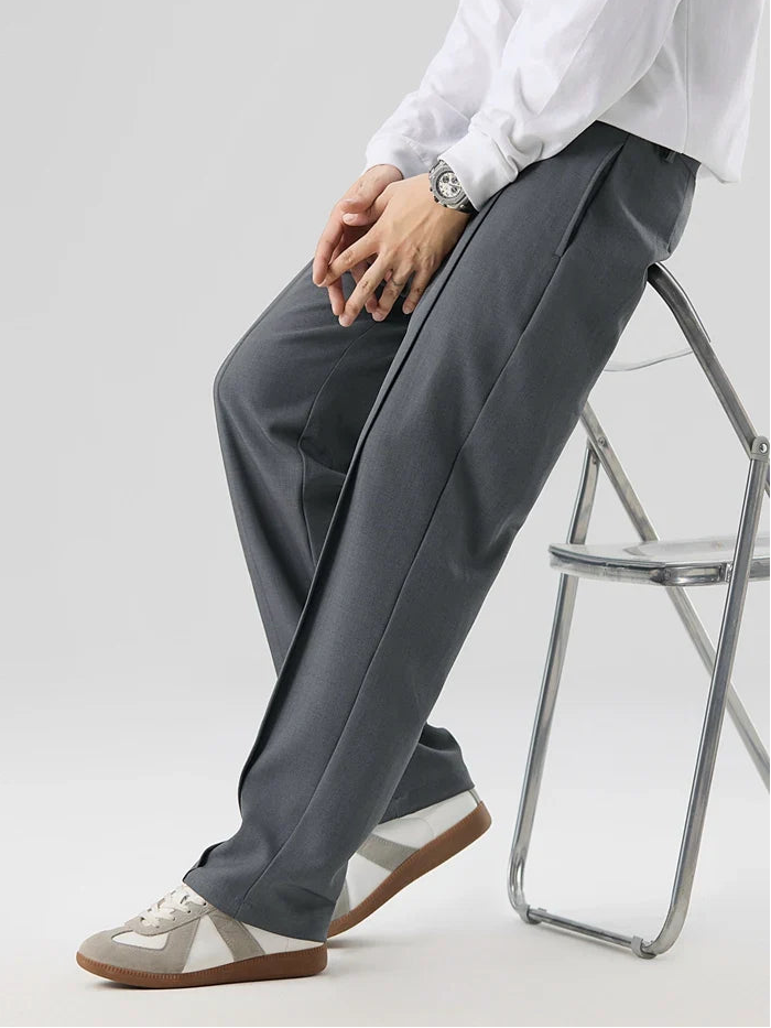 Men’s Pleated Straight Leg Pants