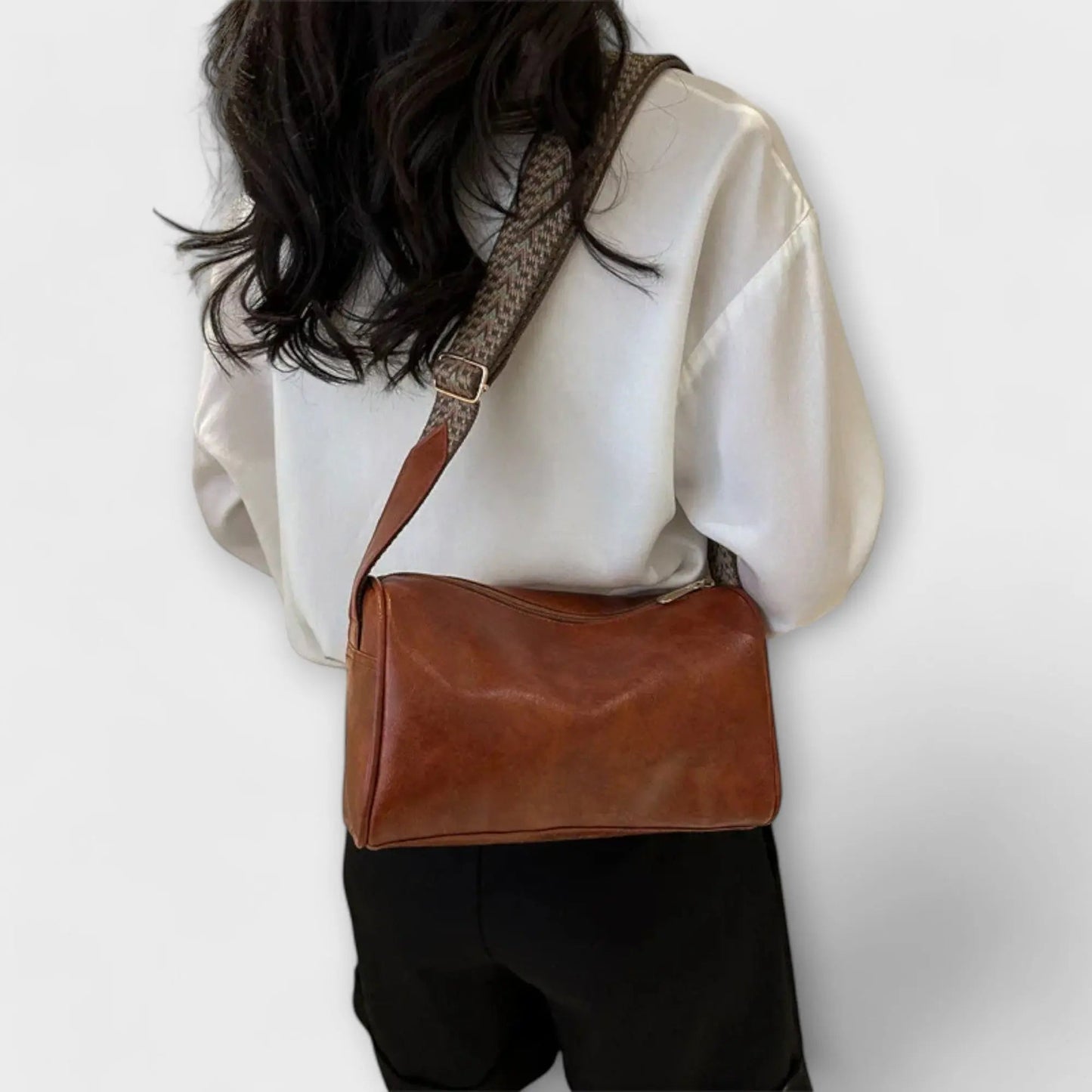 Women’s Vintage Crossbody Bag with Adjustable Strap
