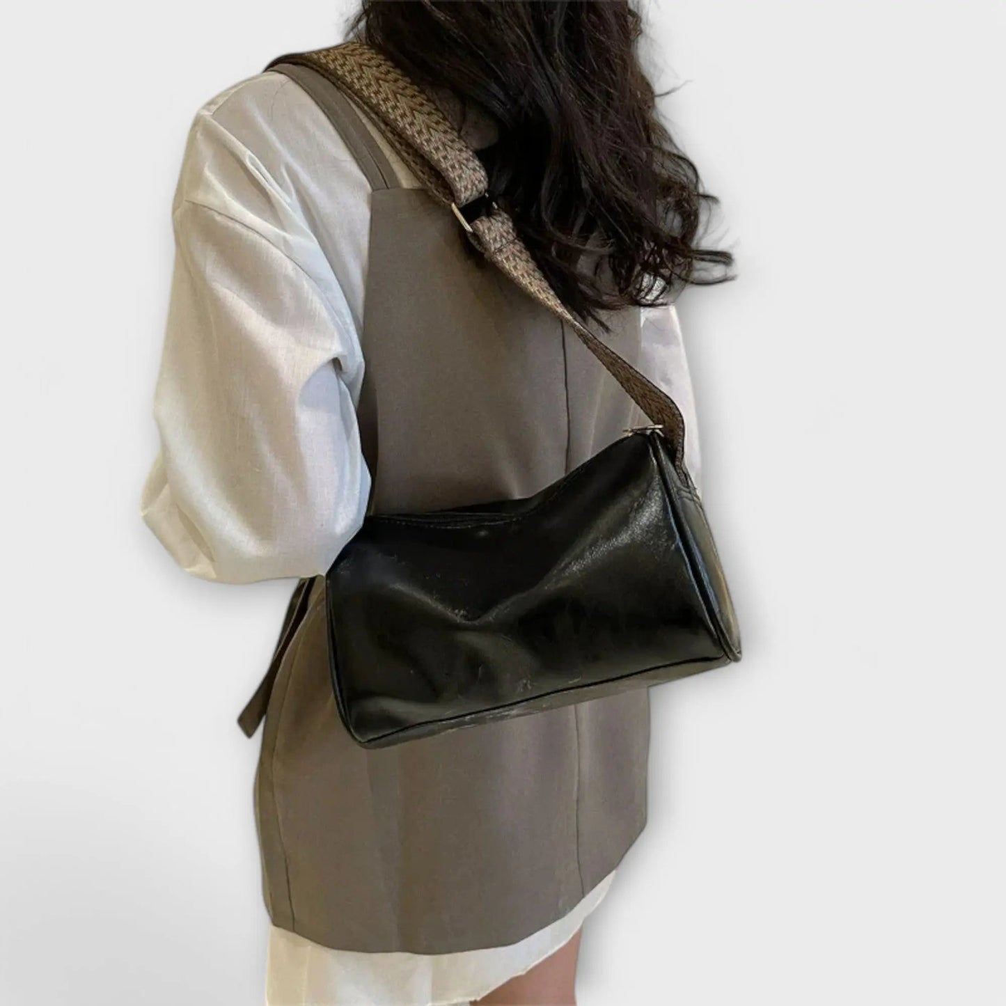 Women’s Vintage Crossbody Bag with Adjustable Strap