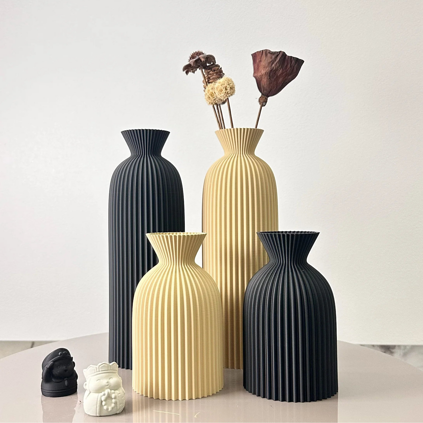 Minimalist Striped Vase Set – Modern Decorative Vases for Home Styling