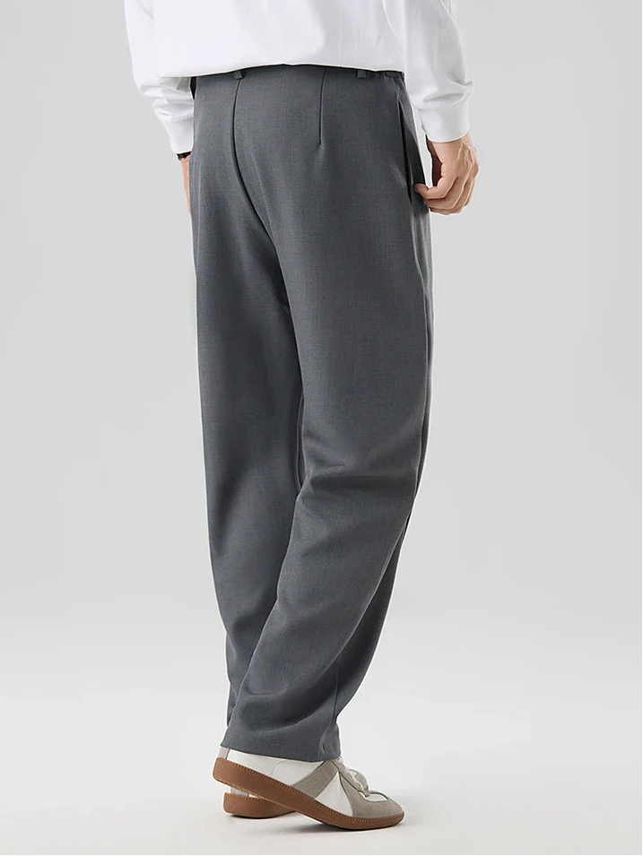Men’s Pleated Straight Leg Pants