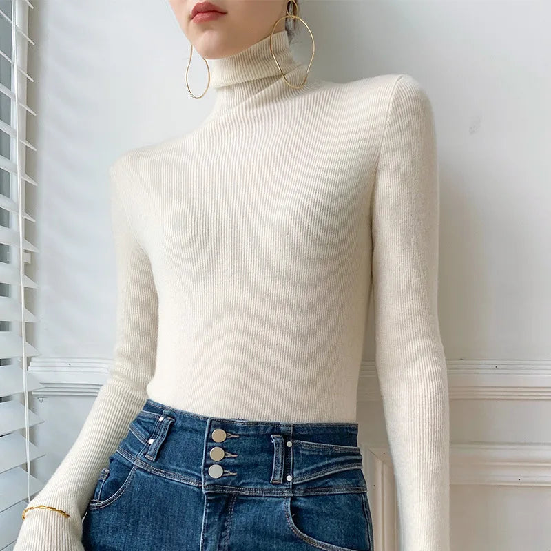 Women’s Cashmere Turtleneck Sweater – Slim Fit