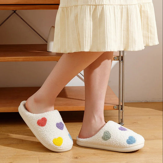 Women’s Heart Pattern Slippers – Soft Cozy Indoor Shoes