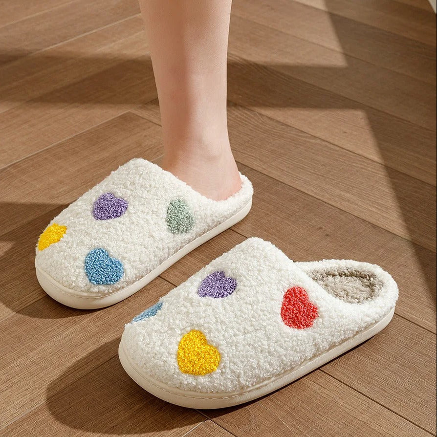 Women’s Heart Pattern Slippers – Soft Cozy Indoor Shoes
