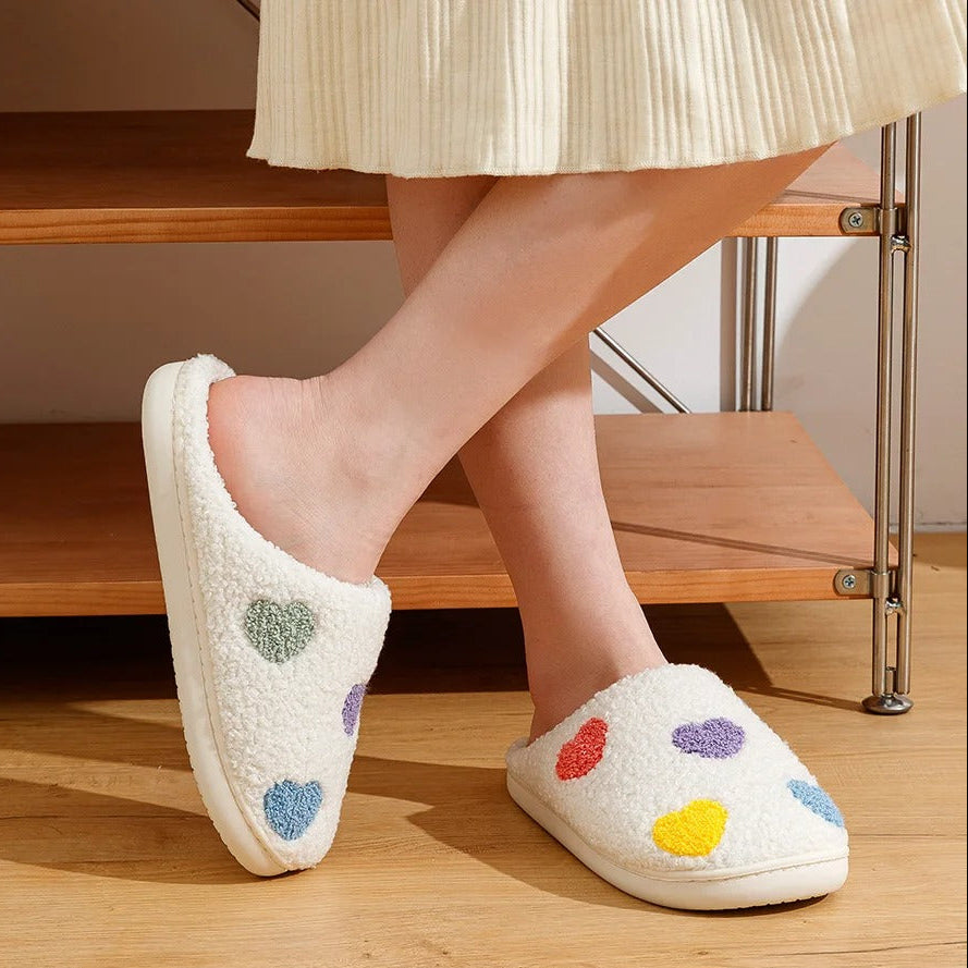 Women’s Heart Pattern Slippers – Soft Cozy Indoor Shoes