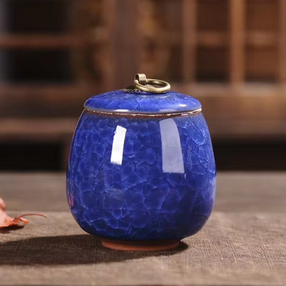 Pet Memorial Urn – Ceramic Keepsake with Secure Lid