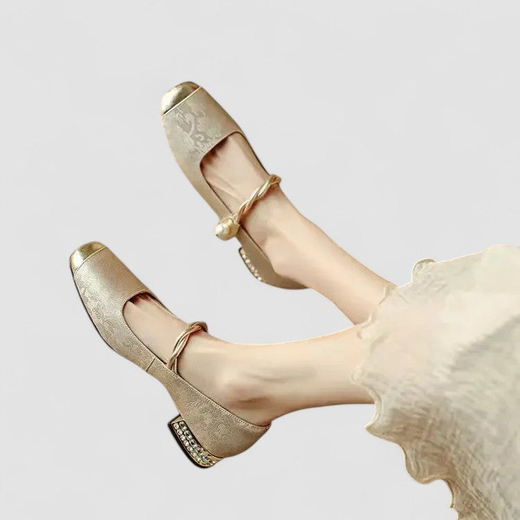 Women’s Comfort Buckle Sandals