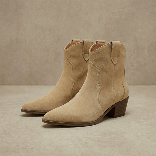 Sadie - Women's Suede Chelsea Boots - Western-Style Ankle Boots with Cushioned Sole