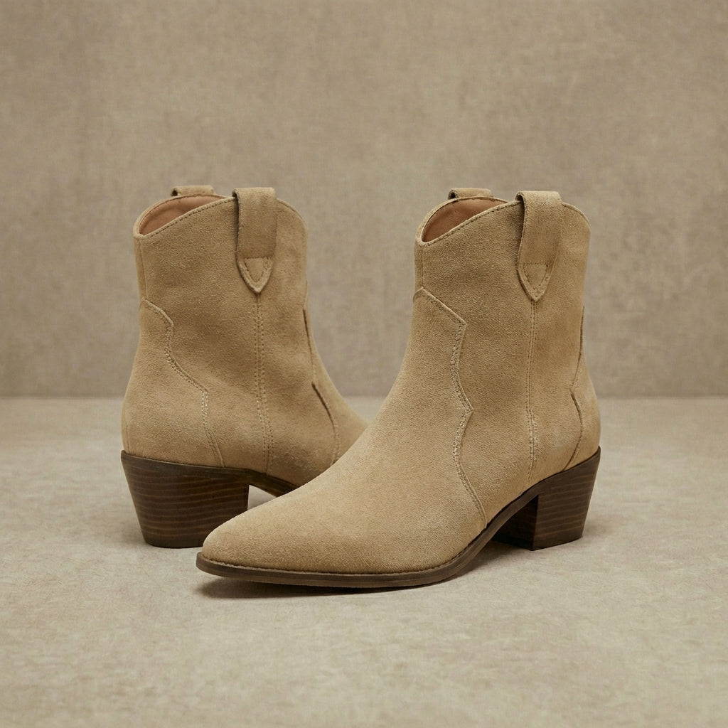 Sadie - Women's Suede Chelsea Boots - Western-Style Ankle Boots with Cushioned Sole