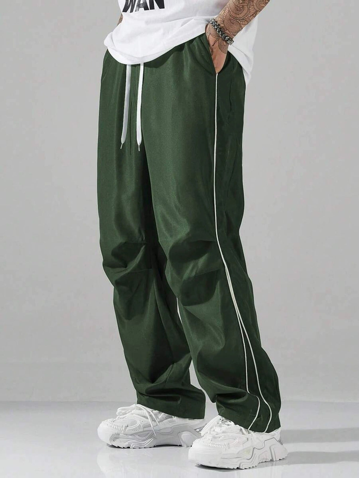 Men's Relaxed Fit Casual Track Pants