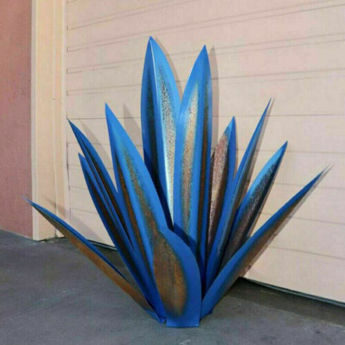 Metal Agave Plant Yard Art Weather Resistant Succulent Sculpture
