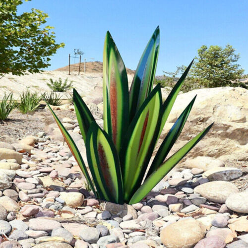 Metal Agave Plant Yard Art Weather Resistant Succulent Sculpture