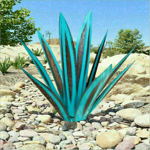Metal Agave Plant Yard Art Weather Resistant Succulent Sculpture