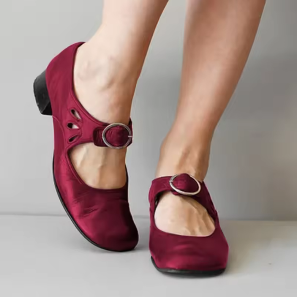Women’s Buckle Spring Sandals