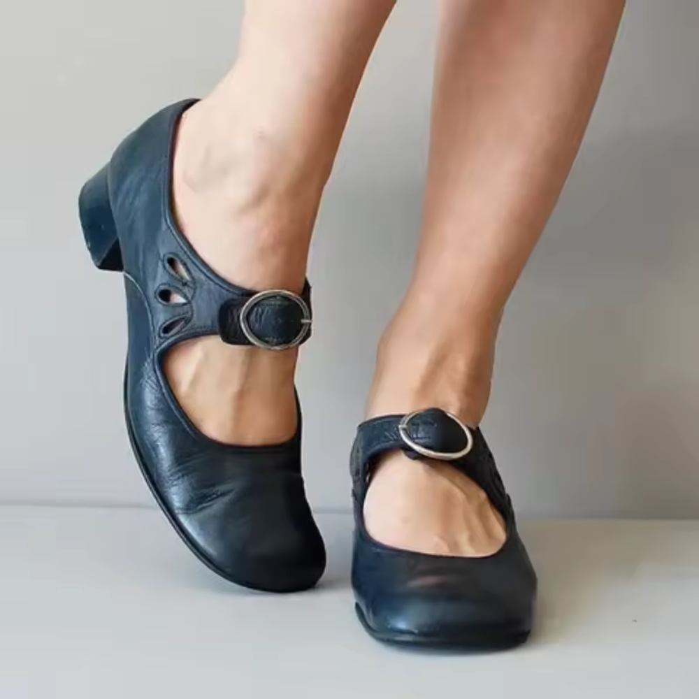 Women’s Buckle Spring Sandals