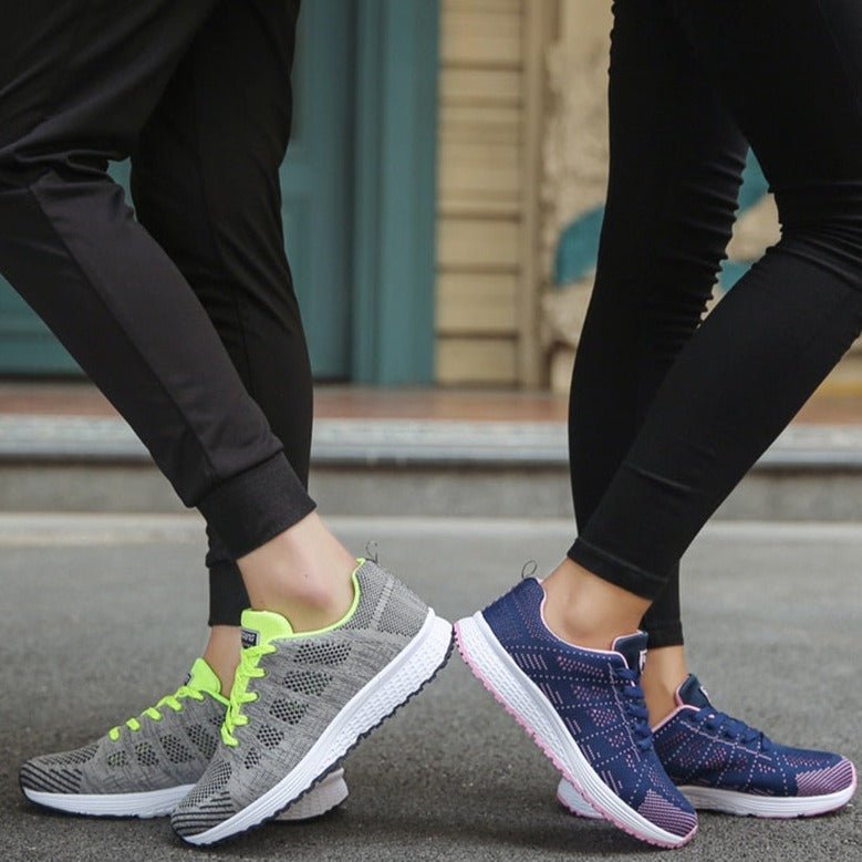 Women's Lightweight Walking Sneakers