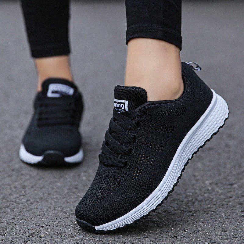 Women's Lightweight Walking Sneakers