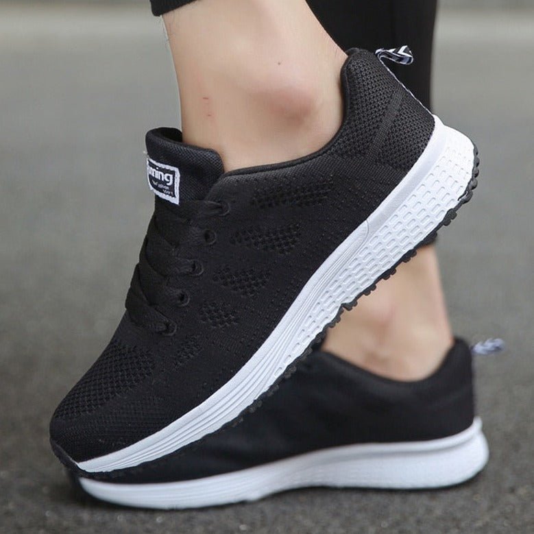 Women's Lightweight Walking Sneakers