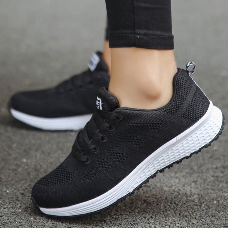 Women's Lightweight Walking Sneakers